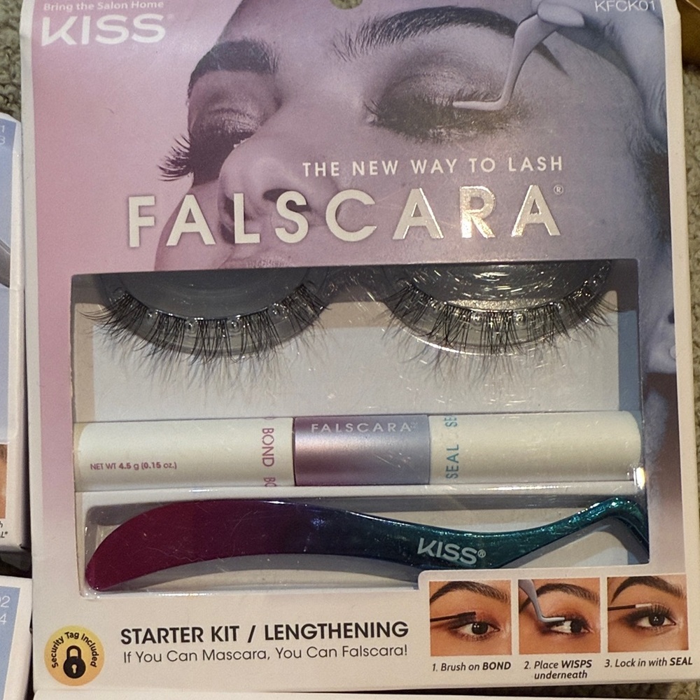 Kiss Falscara Lash Kit with Purple Applicator - new! - Picture 4 of 4